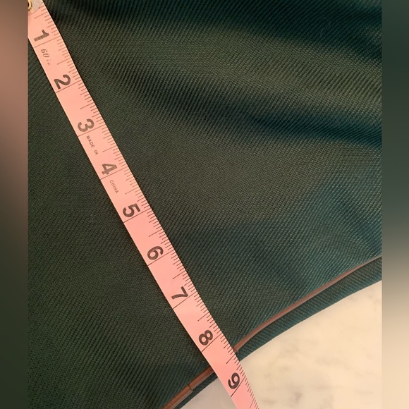 Vintage Eddie Bauer soft suitcase in classic forest green with tan leather trim - Picture 15 of 15